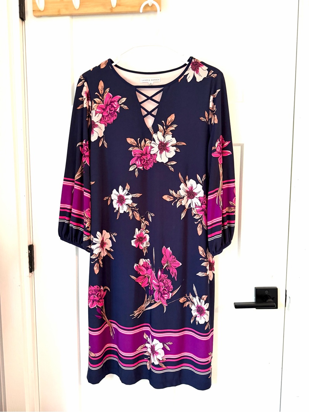 Sandra Darren Navy and Blush knee high sz 12 dress